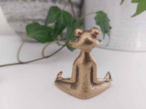 Antique Brass Meditate Frog Incense Stick & Cone Burner /Holder