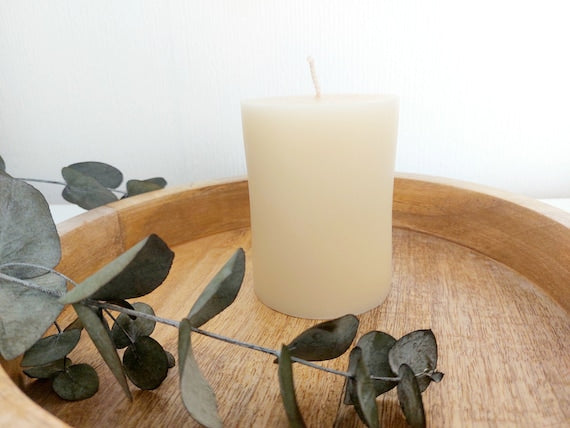 White beeswax pillar candles : Smooth pillar / Honeycomb /Hexagon /Large smooth pillar